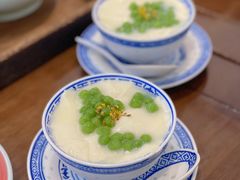 青团冰豆花-蟹上黄·蟹黄面·江南糖水(人民广场店)