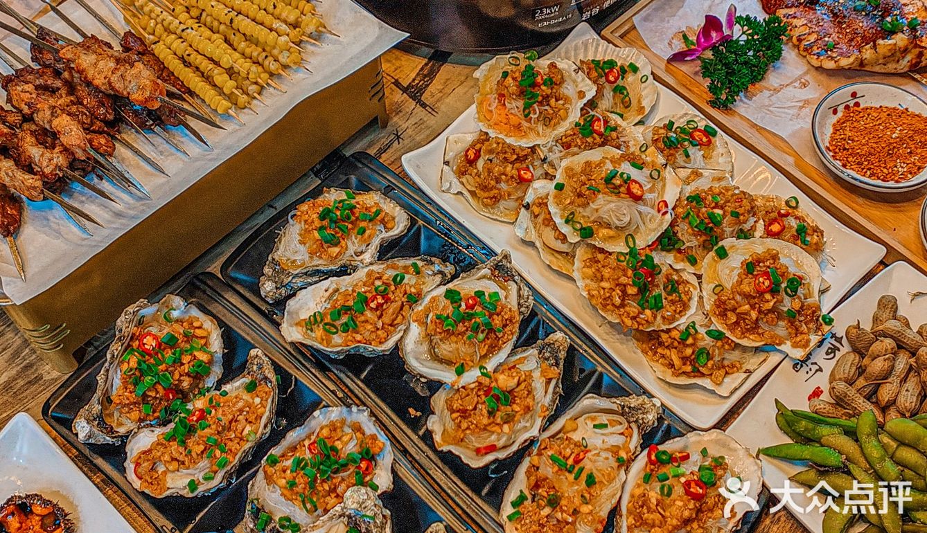 这比手掌还大的生蚝🦪简直鲜掉眉毛‼️
