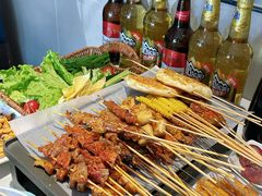 -卞二小串·鹤岗烧烤·坑烤(永定路店)