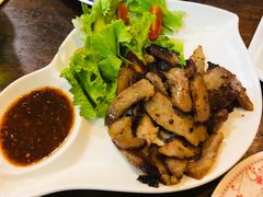 -Dang restaurant (patong phuket)