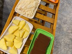 -地锅公社·现炒地锅鸡·地锅鱼·夜宵(罗锦路店)