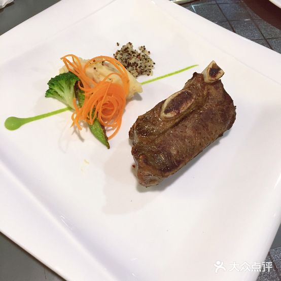 壹牛创意西餐厅(沙田湖西路店)