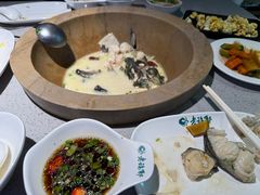 -老福耶小草帽石锅鱼(奥体店)