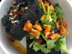 -黑色经典臭豆腐·湖南特产(坡子街店)