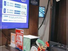 -钱小奴海鲜自助黑金店(杭州滨江龙湖店)