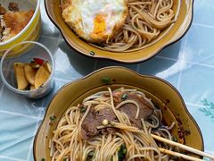 -肇兴特色牛肉粉