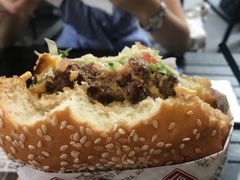 -The Habit Burger Grill 哈比特汉堡(爱琴海店)