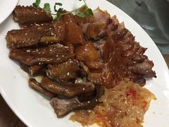 -绿雅居原生态农庄(小涌店)