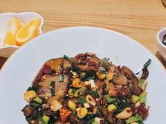 岳阳香蒜苗炒肉-湘阁里辣(南岭购物广场店)
