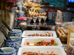自助取餐区-咖啡苑自助餐厅·中国大饭店