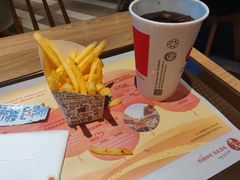 -肯德基(宝龙店)
