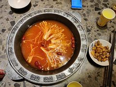 -小龙坎火锅(汉街店)