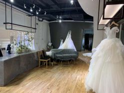 -南京宝娜嫁衣婚纱礼服馆(中央路店)