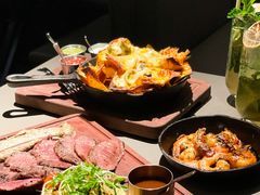 -Oasis Bar & Grill