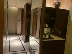 -天津京基皇冠假日酒店
