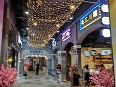 -吾悦广场(南京鼓楼店)