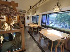 -兔行天下-鸿鹤鲜锅兔(中海国际店)