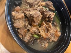 砂锅牛肉炖牛筋-半亩园(奥特莱斯店)