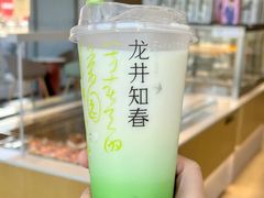 -奈雪的茶(M+世纪都会广场店)