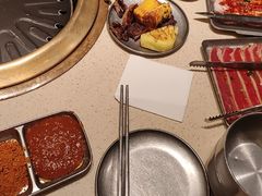 -蚂蚁洞·烤肉大营地(上海静安大悦城店)