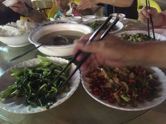 -湘里湘亲饭店(闸坡店)