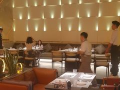 -洛缦音乐餐厅(工业展览馆万象城店)