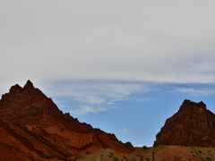 -天山神秘大峡谷