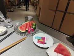 -海底捞火锅(新松江路店)