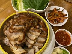 辣猪蹄-喇喇排骨火锅·传统韩式脊骨汤(望京西园总店)
