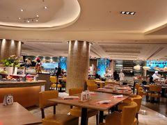 -咖啡苑自助餐厅·中国大饭店