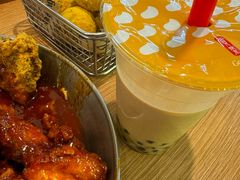 -BHC炸鸡(明洞总店)