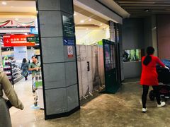 门面-中百仓储超市(漫时区店)