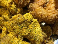 -BHC炸鸡(明洞总店)