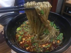 万记特色酸辣粉-万记麻辣烫国展总店