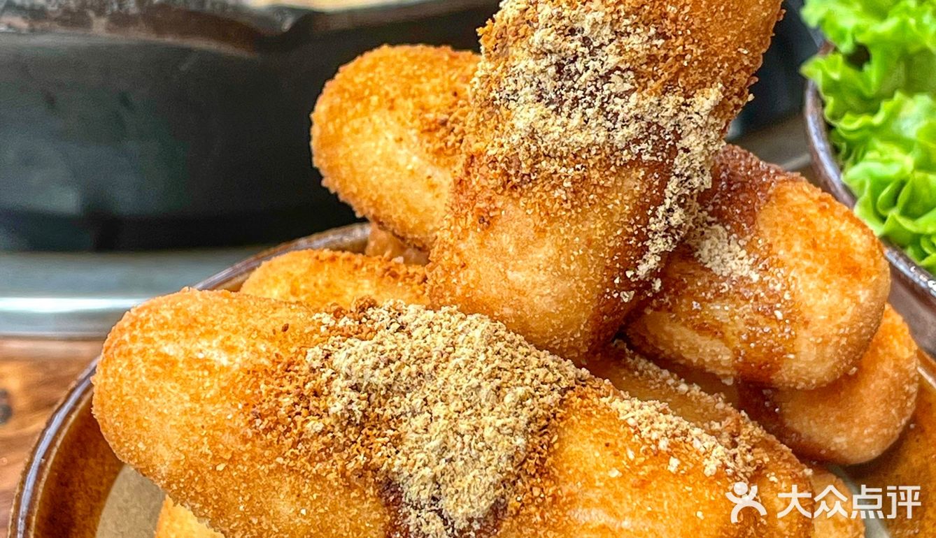 疫情过后你最想吃什么？ 想不想炫一顿热气腾腾的火锅🍲