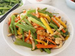 -爱的果实月嫂育婴师(世纪东方店)