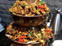 -巴四老城区炭火蛙锅(张江店)