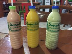 -Jonah's Fruit Shake & Snack Bar