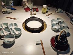 -大良毋米粥·粥底火锅(岭南天地店)