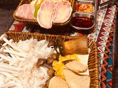 -火塘云南烧烤大排档