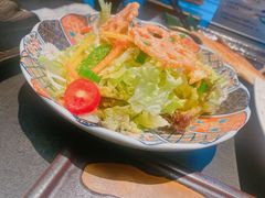 -铭牛烧肉·和牛海鲜自助(高新月牙湖店)