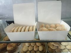 -陆稿荐观前街店