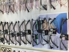 -精益眼镜(建三店)