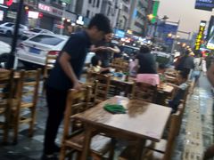 -民族烤羊·烤羊肉串·烤羊排(南城店)