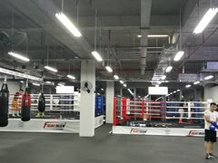 -FIGHTMAN格斗俱乐部(长宁临空店)