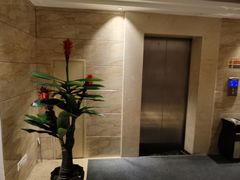 -巴菲酒店(宝安松岗中学店)