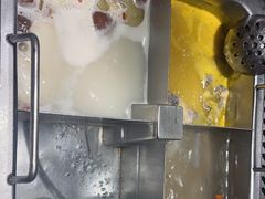 -海底捞火锅(新松江路生日主题店)