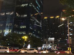 -上海龙之梦万丽酒店