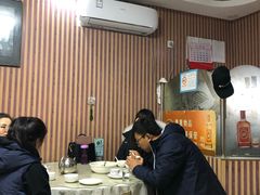 大堂-华春餐馆(鱼山路店)