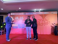 -万柳高尔夫俱乐部